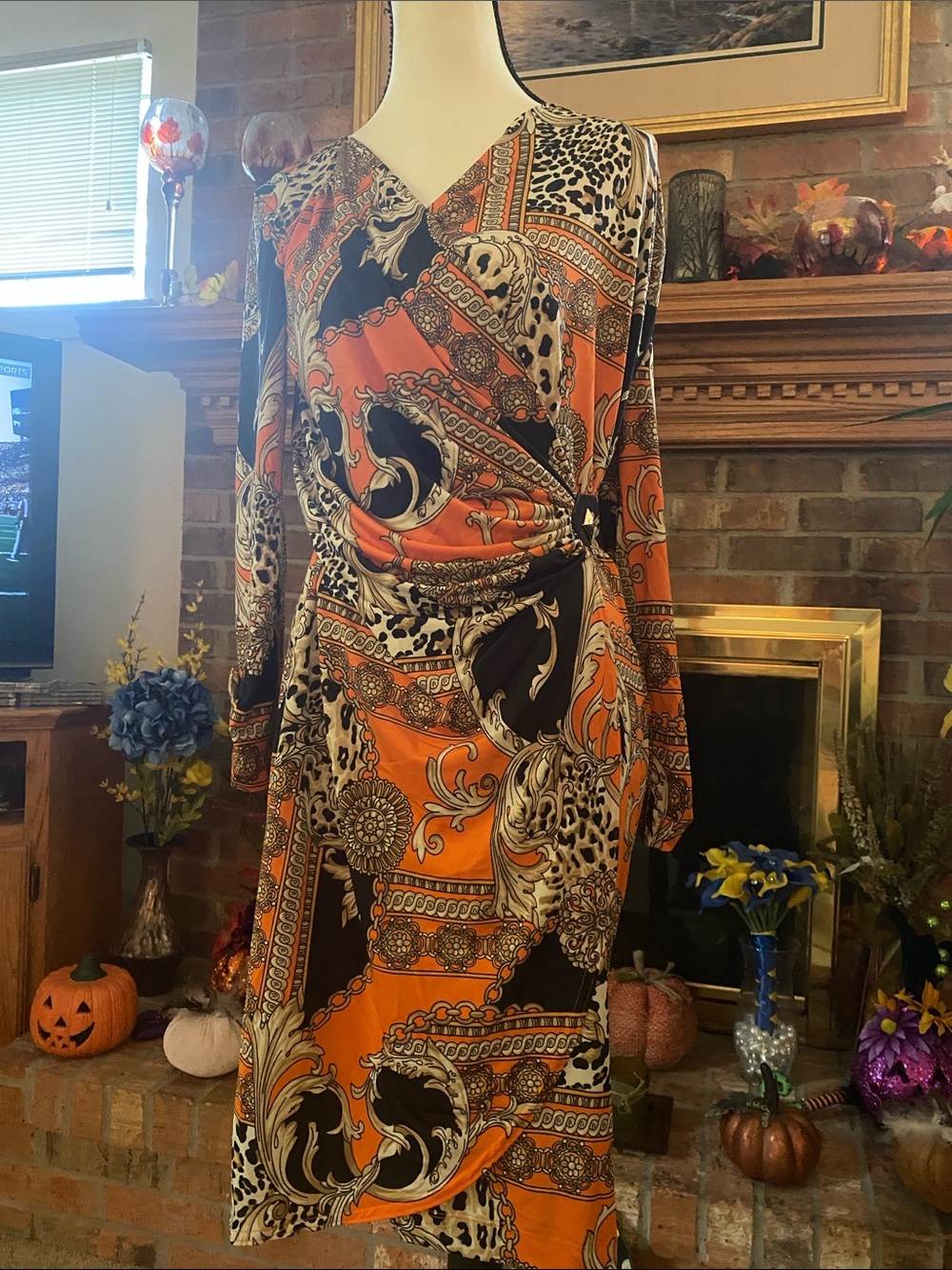 Carmen Marc Valvo size medium wrap dress - Picture 3 of 7